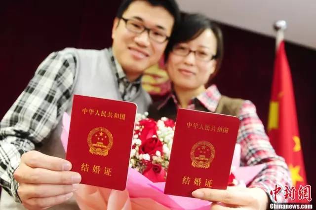 周六结婚需预约.jpg